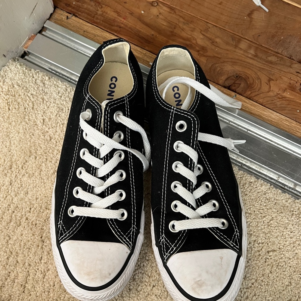 Black Low Top Converse W7.5